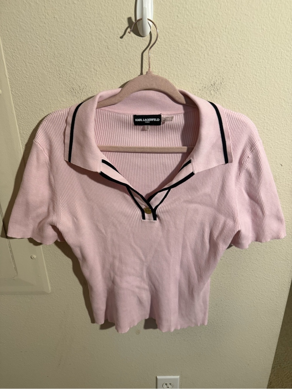 Karl Lagerfeld Paris Pink Rib Knit Polo Top Women’s Medium Short Sleeve